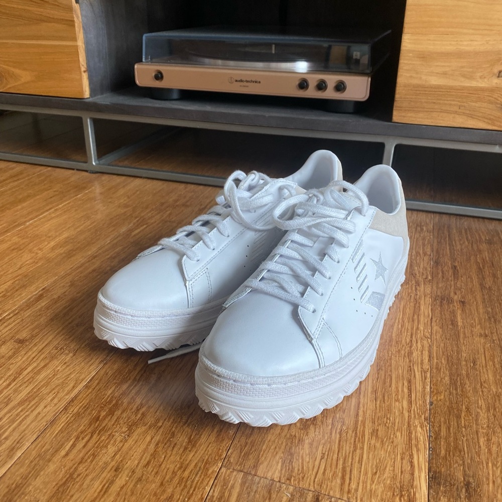 NWOT Men’s Converse All Star Sneakers